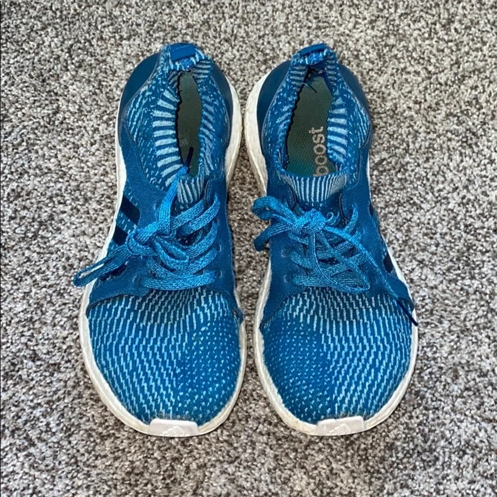 Adidas Parley Ultraboost running shoes - Picture 6 of 8